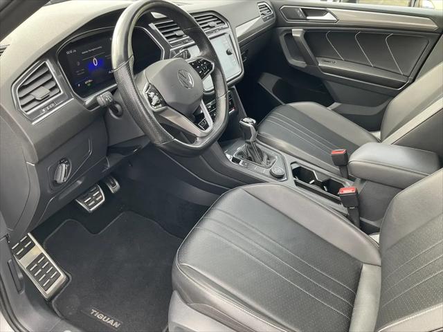 2022 Volkswagen Tiguan 2.0T SE R-Line Black