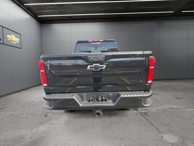 2026 Chevrolet Silverado 2500HD Crew Cab, Standard Bed, High Country, 4WD