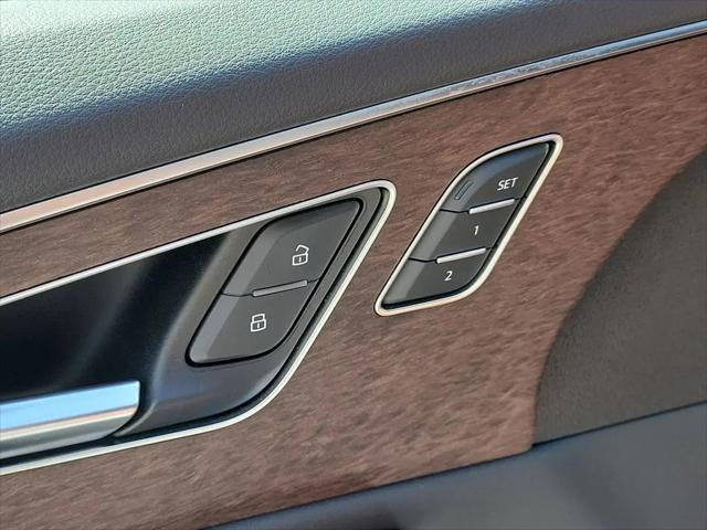 2024 Audi Q8 Premium 55 TFSI quattro