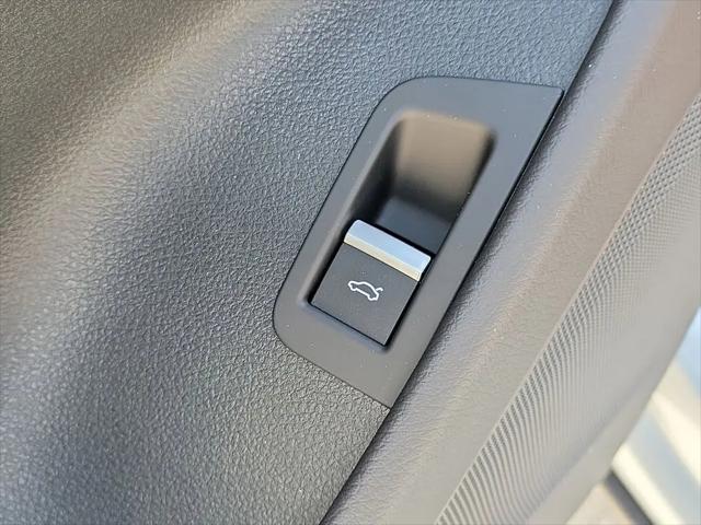 2024 Audi Q8 Premium 55 TFSI quattro