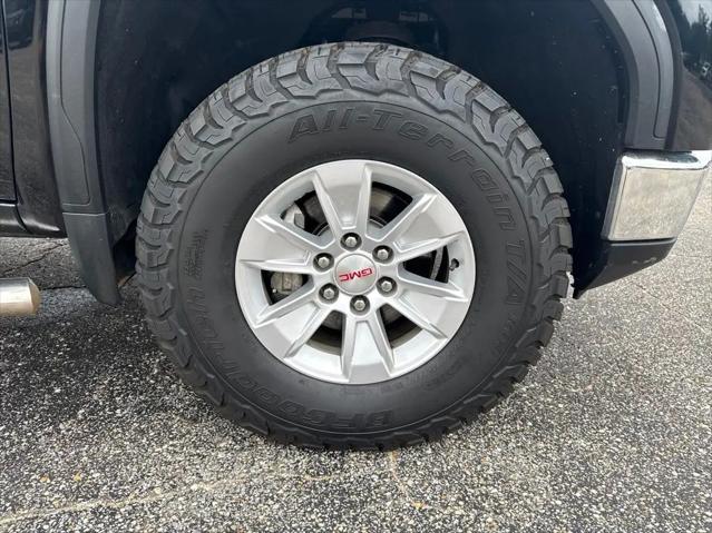 2022 GMC Sierra 1500 4WD Crew Cab Short Box SLE