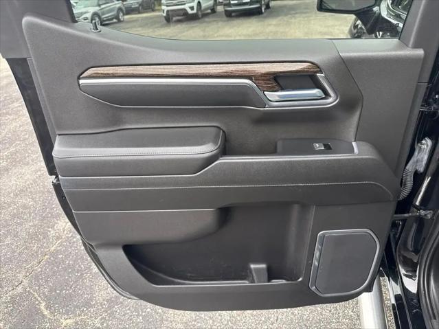 2022 GMC Sierra 1500 4WD Crew Cab Short Box SLE