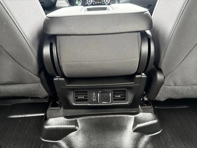 2022 GMC Sierra 1500 4WD Crew Cab Short Box SLE