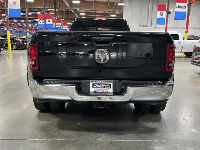 2025 Ram 3500 Big Horn Crew Cab 4x4 8' Box