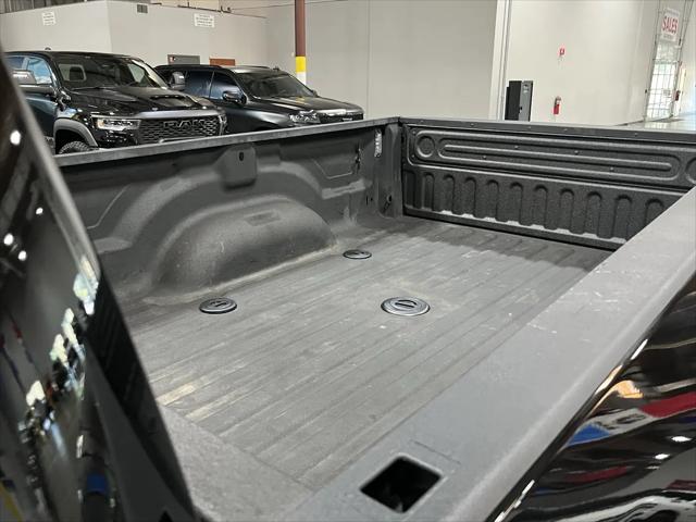 2025 Ram 3500 Big Horn Crew Cab 4x4 8' Box