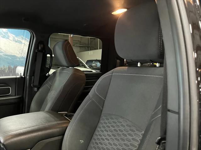 2025 Ram 3500 Big Horn Crew Cab 4x4 8' Box