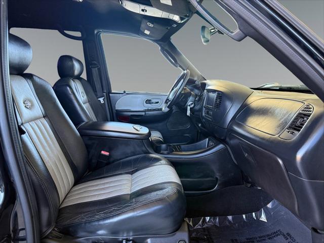 2003 Ford F-150 LARIAT
