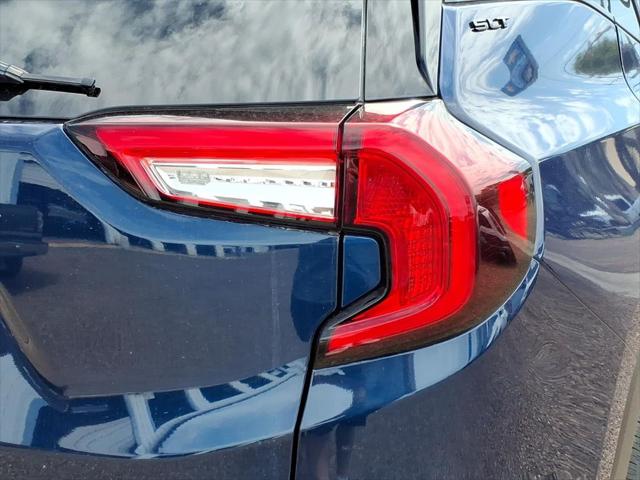 2023 GMC Terrain FWD SLT