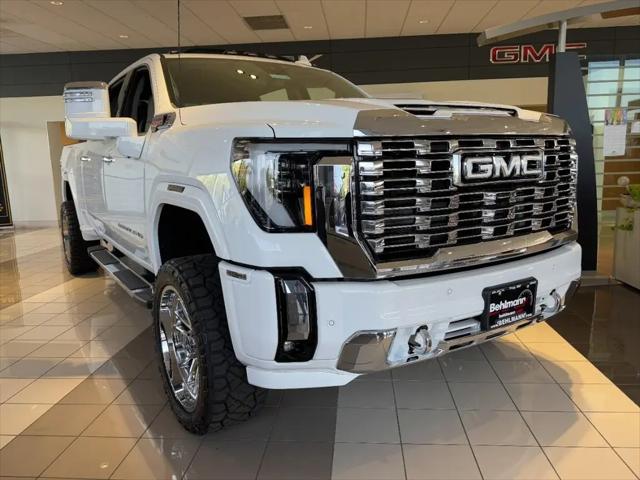 2026 GMC Sierra 2500HD Crew Cab, Standard Bed, Denali, 4WD