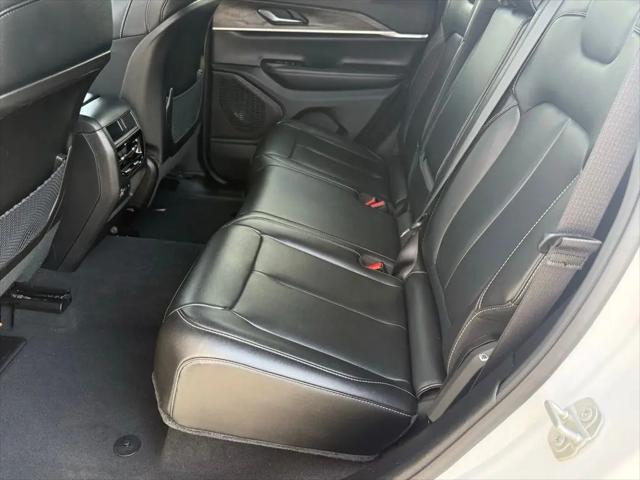 2024 Jeep Grand Cherokee Limited 4x2