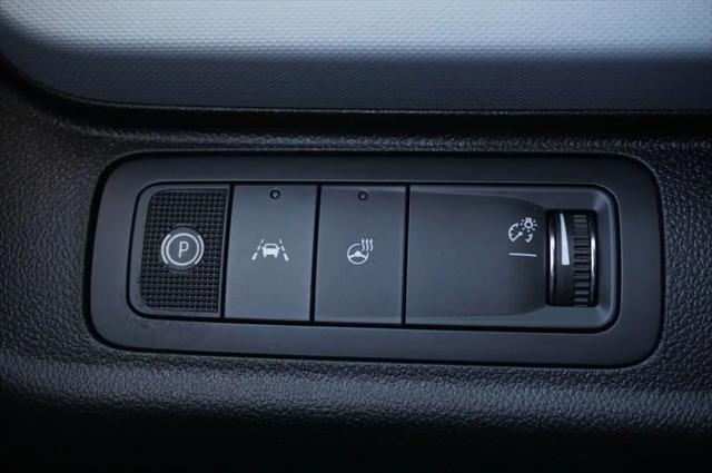 2027 Chevrolet Bolt LT FWD