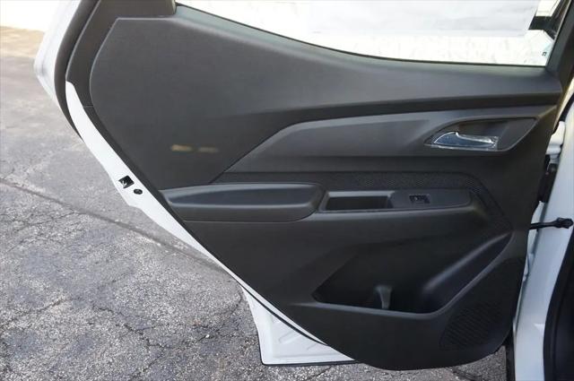 2027 Chevrolet Bolt LT FWD
