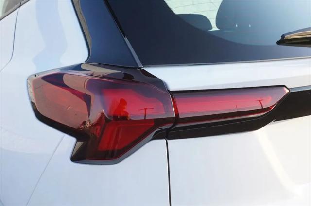 2027 Chevrolet Bolt LT FWD