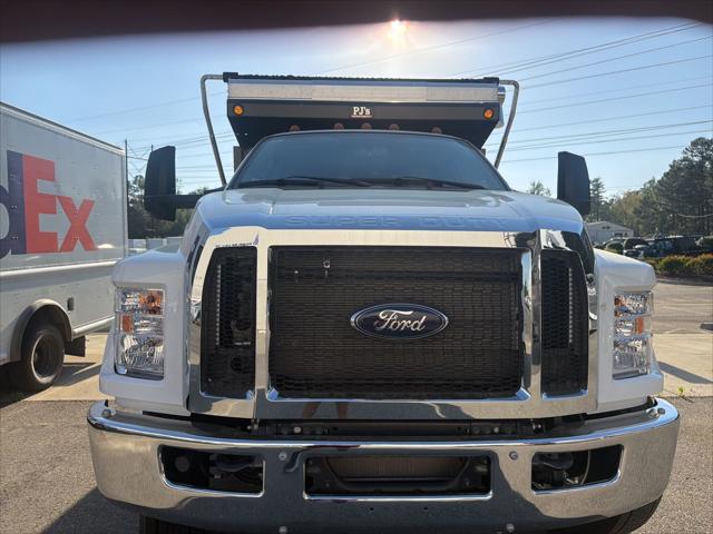 2027 Ford F-750 Base