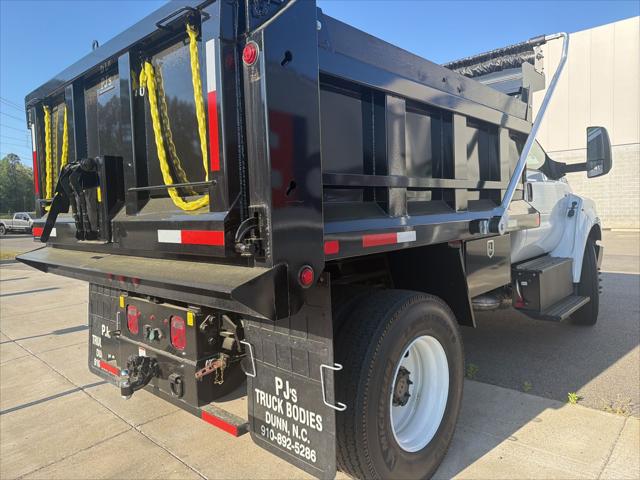 2027 Ford F-750 Base