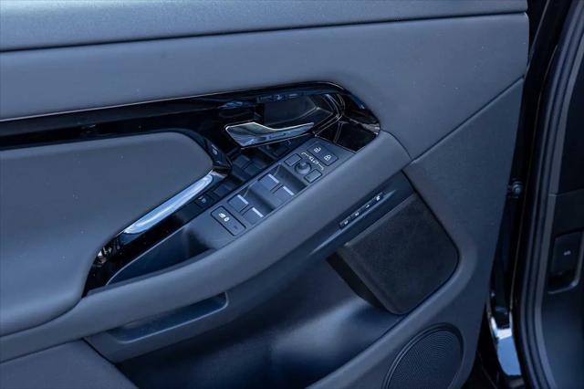 2026 Land Rover Range Rover Evoque S