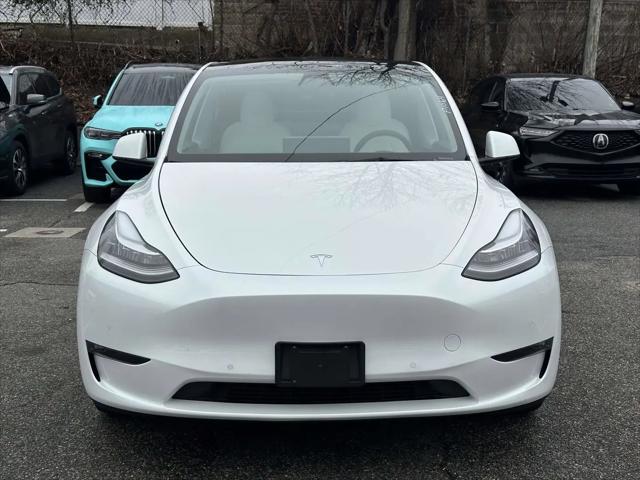 2022 Tesla Model Y Long Range Dual Motor All-Wheel Drive