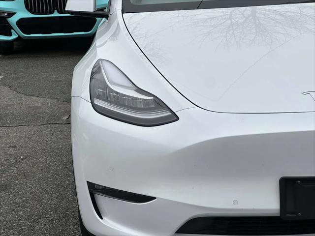 2022 Tesla Model Y Long Range Dual Motor All-Wheel Drive