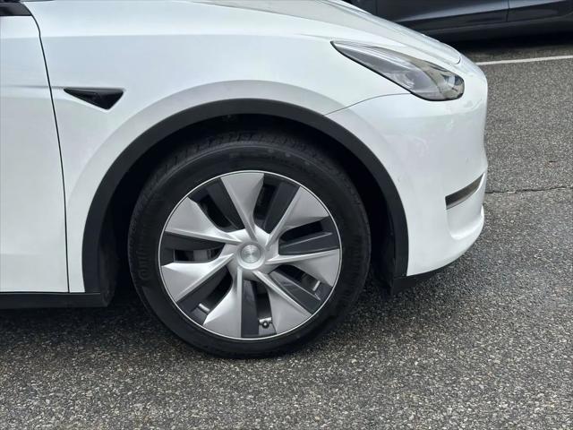 2022 Tesla Model Y Long Range Dual Motor All-Wheel Drive