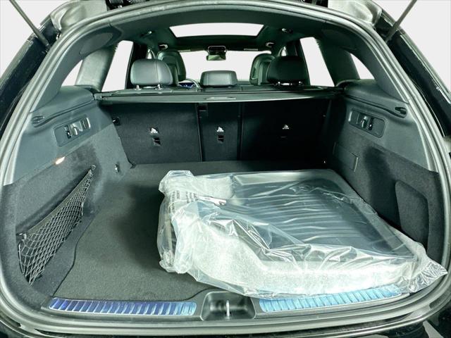 2026 Mercedes-Benz GLC 4MATIC