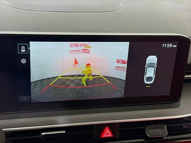 2025 Kia K5 LXS