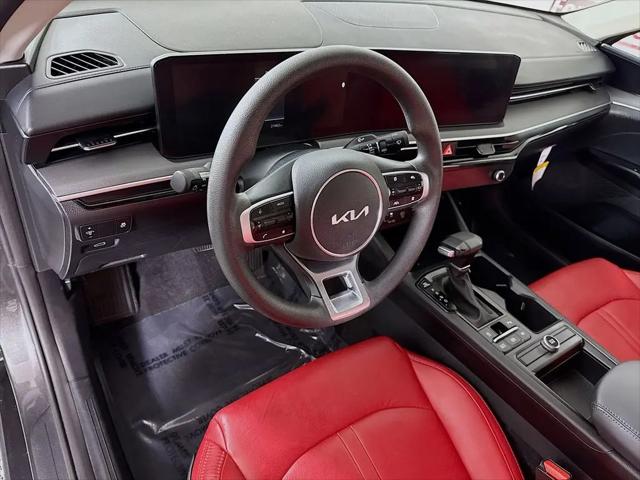 2025 Kia K5 LXS