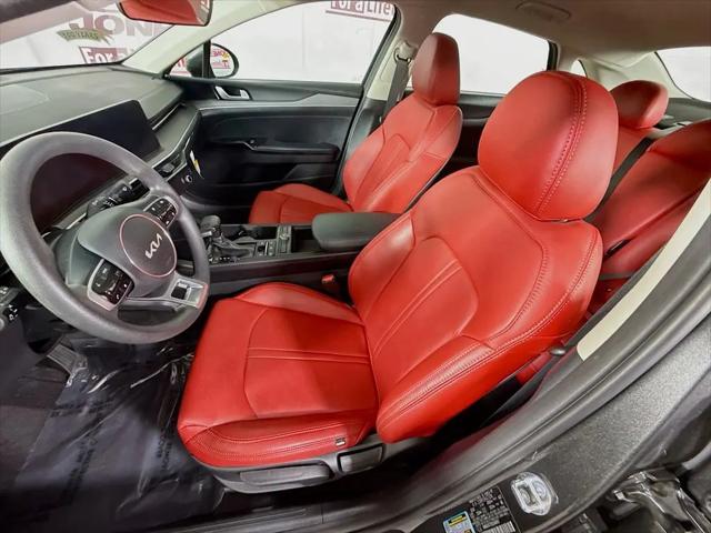2025 Kia K5 LXS