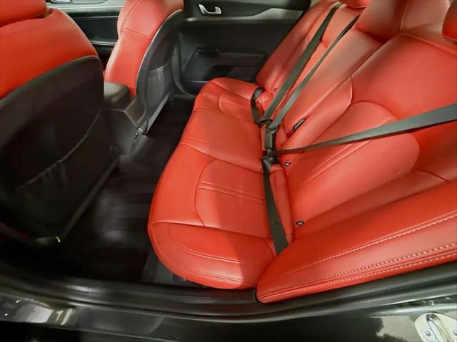 2025 Kia K5 LXS