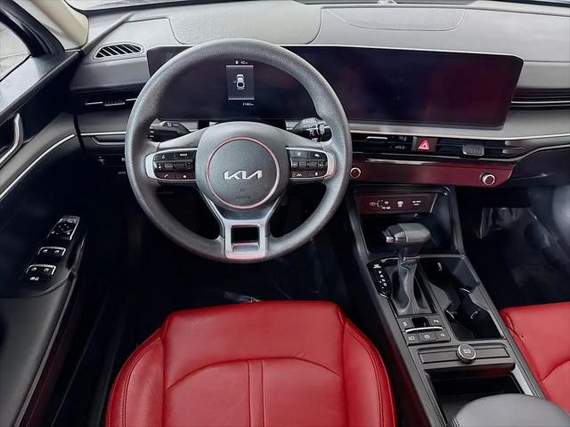 2025 Kia K5 LXS