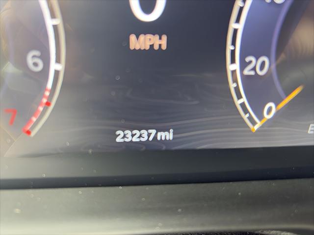 2025 Jeep Grand Cherokee L Laredo 4x4
