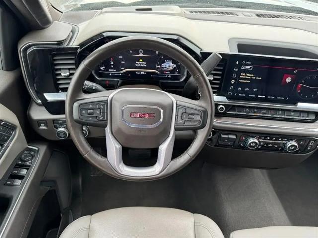 2025 GMC Sierra 1500 4WD Crew Cab Short Box SLT