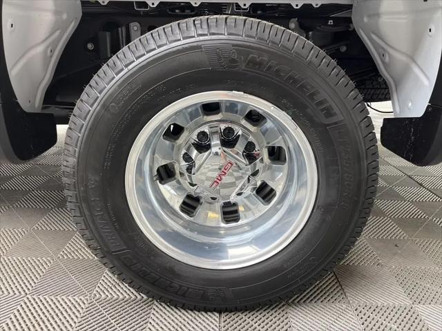 2026 GMC Sierra 3500HD Crew Cab, Long Bed, Pro Dual Rear Wheel, 4WD