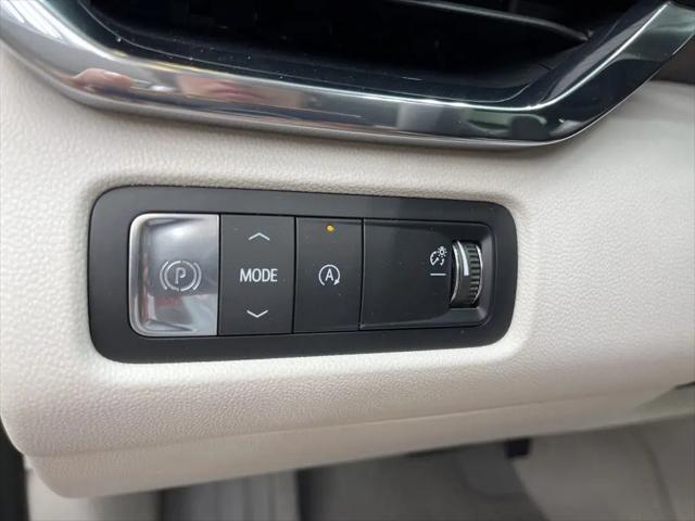 2026 GMC Acadia Denali FWD
