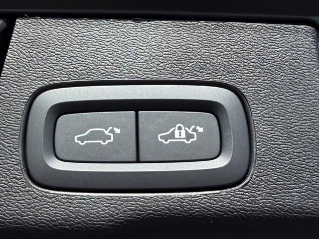 2026 Volvo XC60 B5 Core