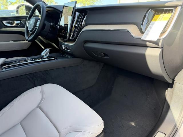 2026 Volvo XC60 B5 Core