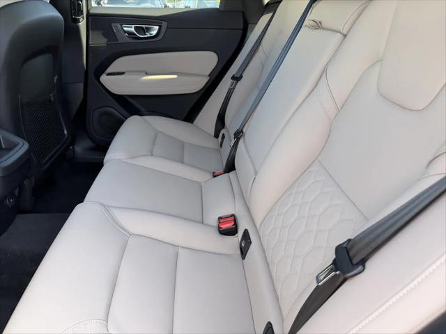 2026 Volvo XC60 B5 Core