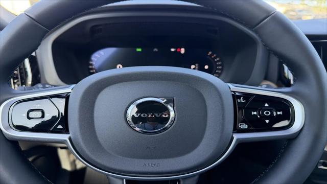 2026 Volvo XC60 B5 Core
