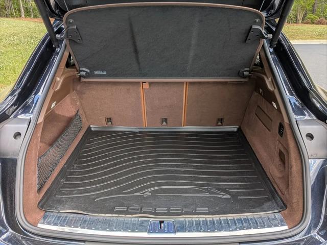 2023 Porsche Cayenne S Platinum Edition