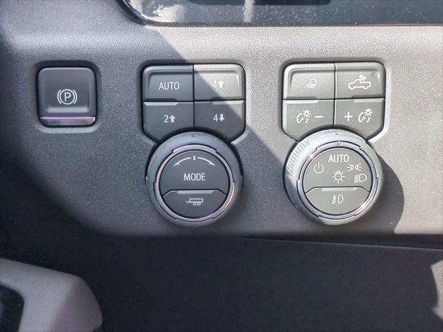 2026 Chevrolet Silverado 1500 4WD Crew Cab Short Bed ZR2