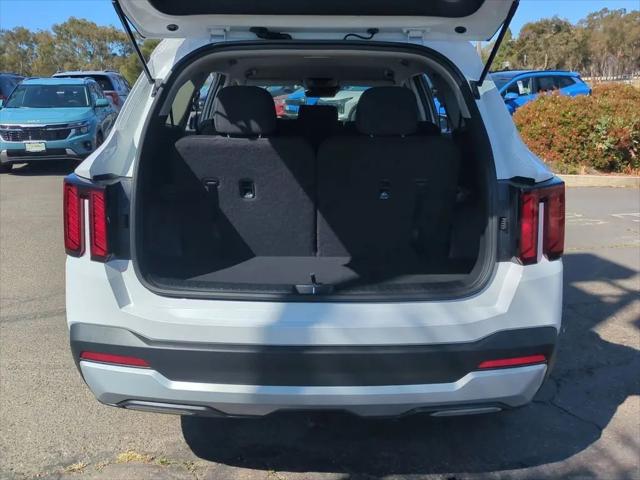 2026 Kia Sorento LX