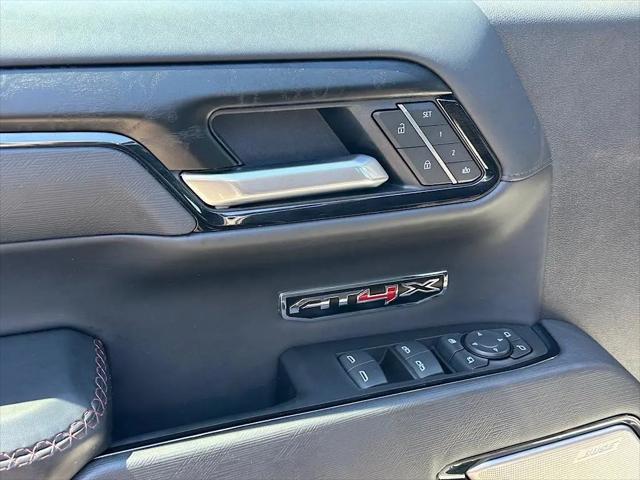 2025 GMC Sierra 1500 4WD Crew Cab Short Box AT4X
