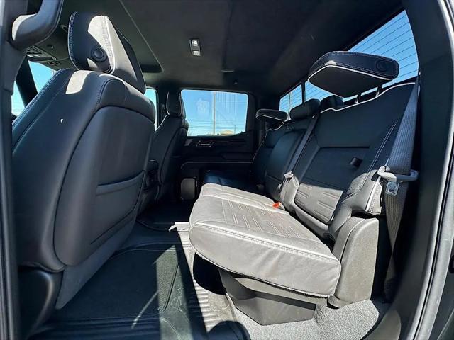 2025 GMC Sierra 1500 4WD Crew Cab Short Box AT4X