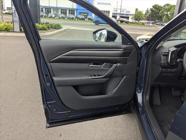 2026 Mazda CX-50 Hybrid Premium Plus
