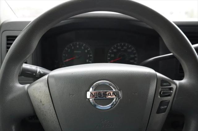 2017 Nissan 2500 S V6