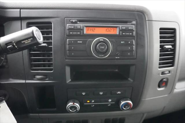 2017 Nissan 2500 S V6