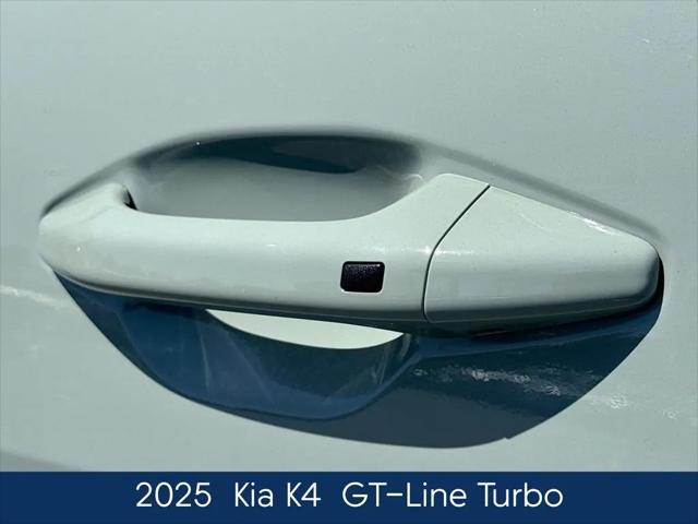 2025 Kia K4 GT-Line Turbo
