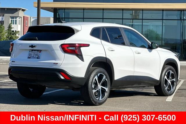 2025 Chevrolet Trax FWD 1RS