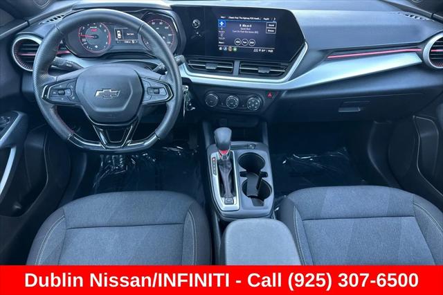 2025 Chevrolet Trax FWD 1RS