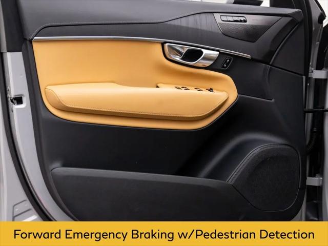 2024 Volvo XC90 B6 Ultimate Bright Theme 7-Seater