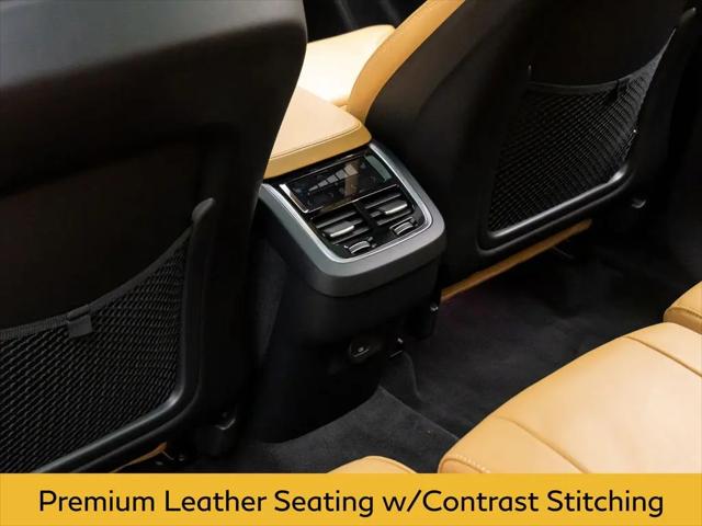 2024 Volvo XC90 B6 Ultimate Bright Theme 7-Seater